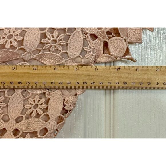 Sandro Paris Pink Geometric Crocheted Lace V-Neck Mini Dress Size 1 (4US) - Picture 12 of 14